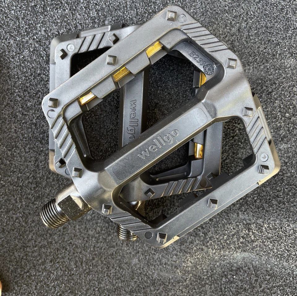 MTB Adult Pedals